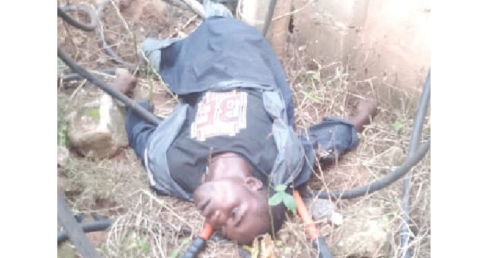 See Man Electrocuted While Stealing Transformer Cables In Enugu