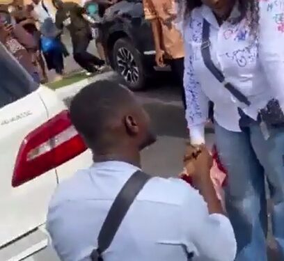 Young Man Left Embarrassed After Girlfriend Rejected His Proposal On Campus (Video)
