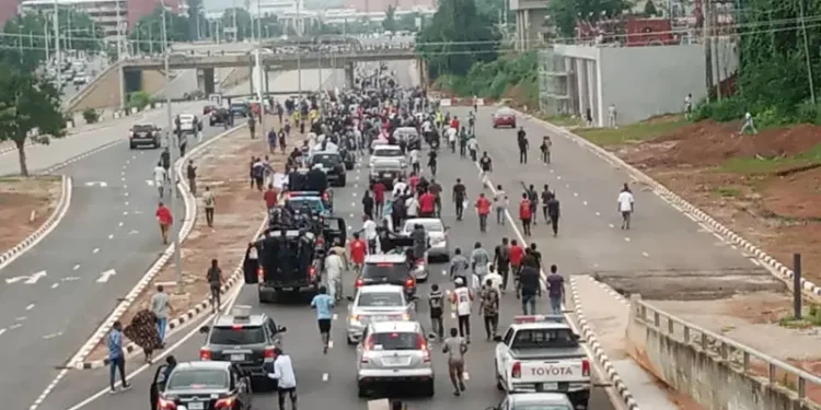 Protesters Shut Down Abuja’s Central Business District