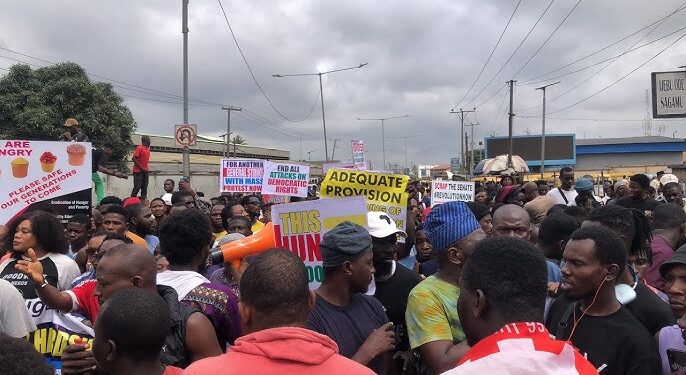 Ojota protesters say they rejected govt’s N5,000 to shun protest