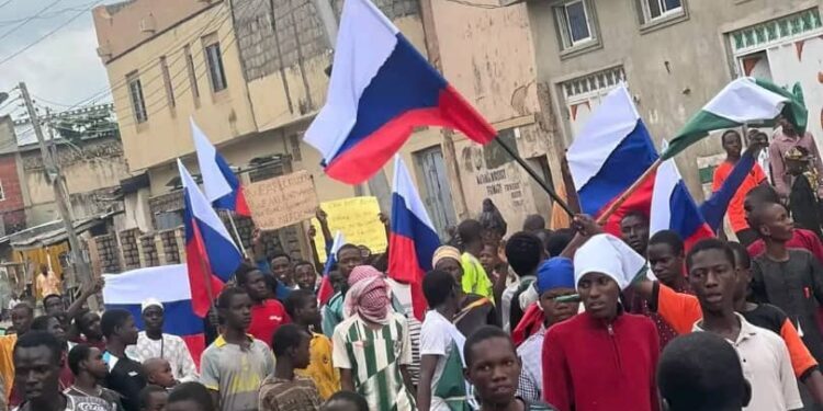 76 Suspects Arrested With Russian Flag In Kano Transferred To Abuja