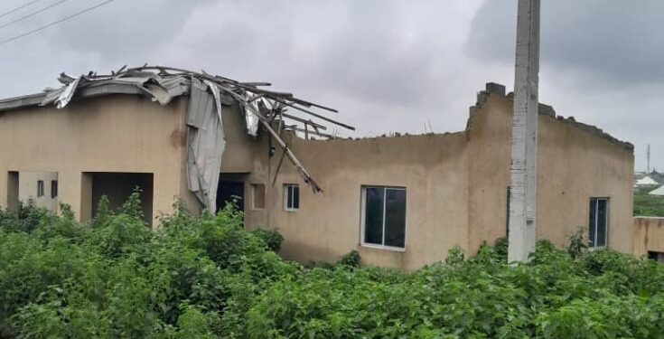 Thieves Burgle Abandoned FMBN Estate In Abuja Suburb, Kill Security Man