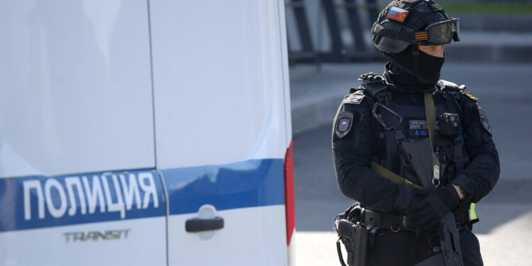 Russia’s FSB Busts Migrant Smuggling Ring Led By Nigerian Professor