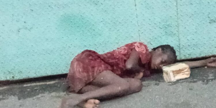 Lady “Used By Yahoo Boys” Dumped By Roadside In Osun (Photo)