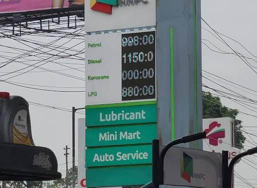 NNPC Retail Outlets Adjust Pump Price To ₦998/Litre In Lagos, ₦1,030 In Abuja