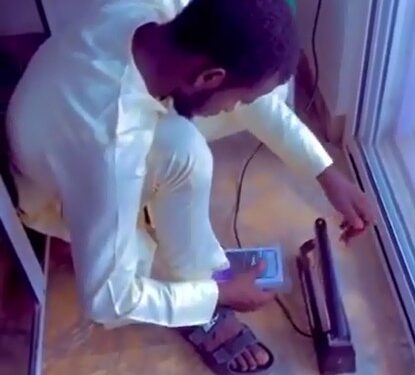 Man Caught Repackaging UK-Used iPhones As New To Sell In Lagos (Photo)