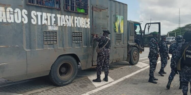 EndSARS: I Had ₦25k In My Wallet But Found ₦9,500 After We Were Released – Protester