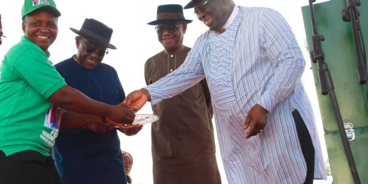 Wike Distributes 80 Vehicles To FCT Youths