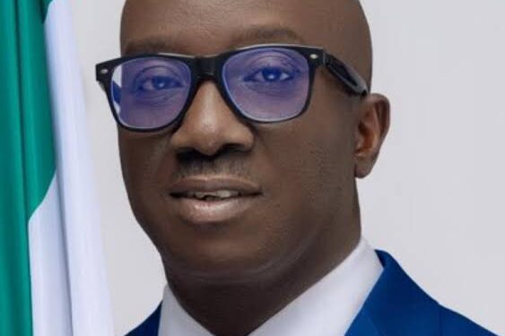 Governor Okpebholo Restores Full Statutory Rights To Oba Of Benin