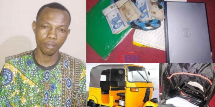 Abia Tricycle Rider Returns Lost Bag Containing ₦470,000, Laptop, Others (Video)