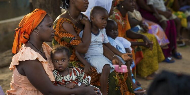 “We’re Barely Surviving” – Young Nigerian Parents Lament Over Prices Of Diapers