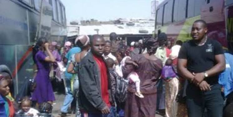 Abia, Imo Checkpoints: Travellers Accuse Police, Army Of Extortion On Xmas Day