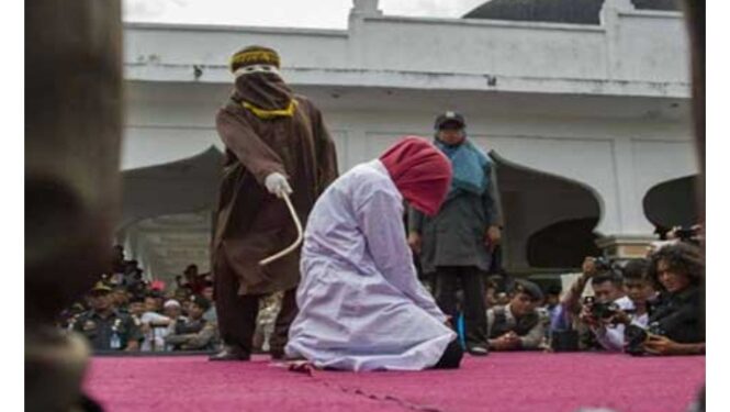 Man Flogged In Malaysian Mosque For Being Alone With Woman