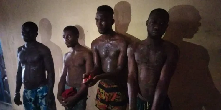 Vigilante, Youths Arrest 4 Suspected Armed Robbers In Delta Community (Photo)