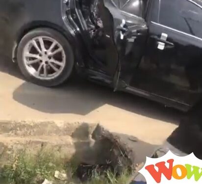 Suspected Yahoo Boy Refuses To Stop, Drives Police Officer On Car Bonnet (Video)