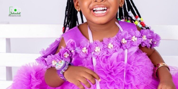 Her 2-Year-Old Daughter Went To Lagos Island School Healthy But Returned Dead (Photo)