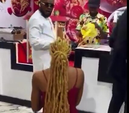 Man Rejects Desperate Girlfriend’s Marriage Proposal On Valentine’s Day (Photos)