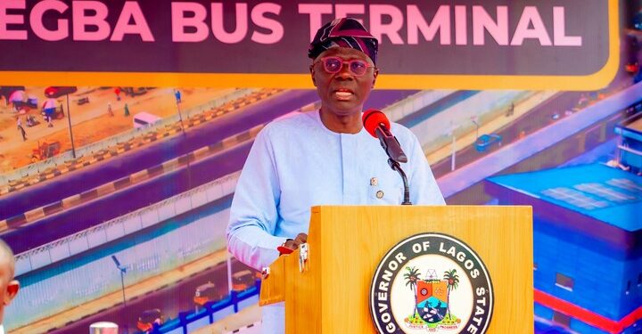Lagos Slashes Red Rail Fares By 33%