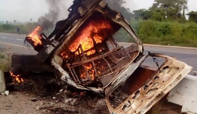 16 Persons Burnt To Death In Ogun Lone Crash
