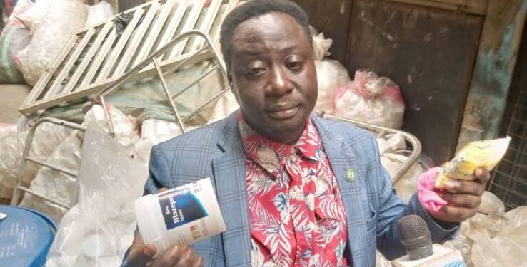 NAFDAC Director, Martins Iluyomade, Escapes Hoodlums’ Attack In Onitsha