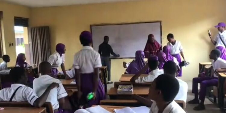 Secondary School Students Surprise Their Teacher After Naming Ceremony (Photos)