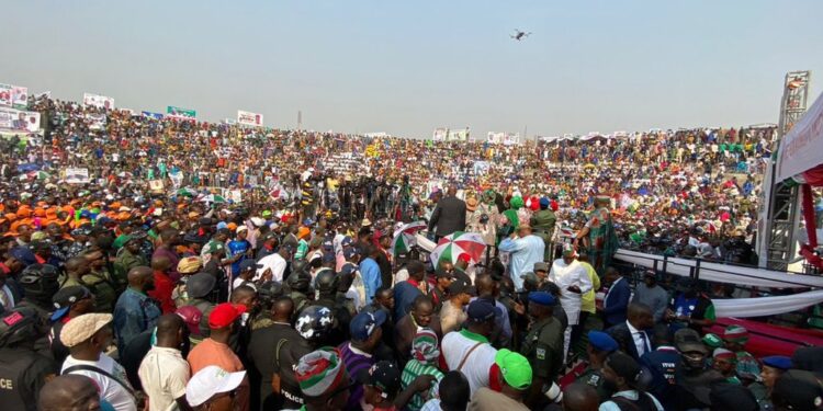 Deji Adeyanju Shocked Over Massive Crowd At Atiku’s Rally In Ogun