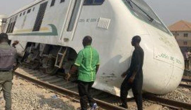 Many Passengers Stranded As Abuja-kaduna Train Derails Inside Bush