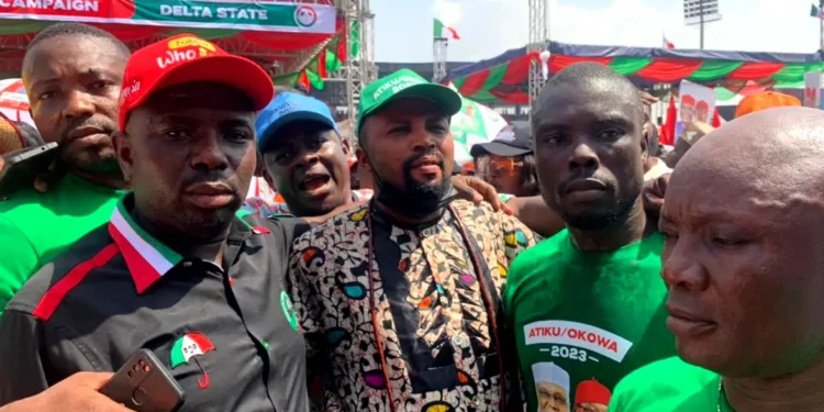 APC PCC Member, Youth Leaders, Ward Executives, Others Defect To PDP In Delta