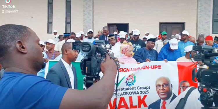 Bauchi: Governor Bala Walks For Atiku In Bauchi (Video)