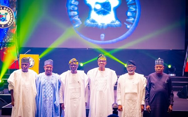 BREAKING: Buhari Set To Inaugurate Lagos Blue Rail, Others