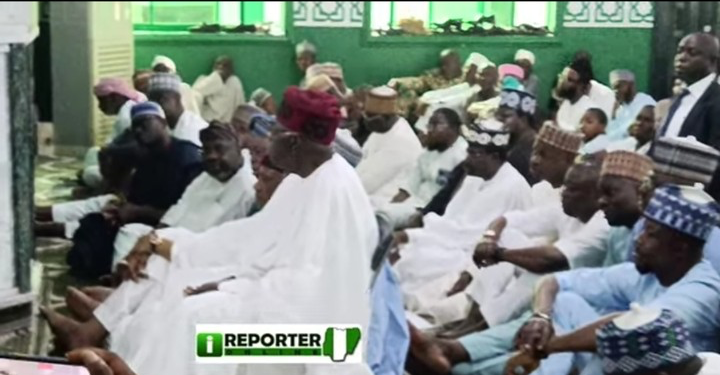 Tinubu Attends Jumat Service At Ansar-Ud-Deen Mosque (video)
