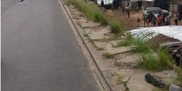 Tragedy Averted As Gas Tanker Crashes In Edo