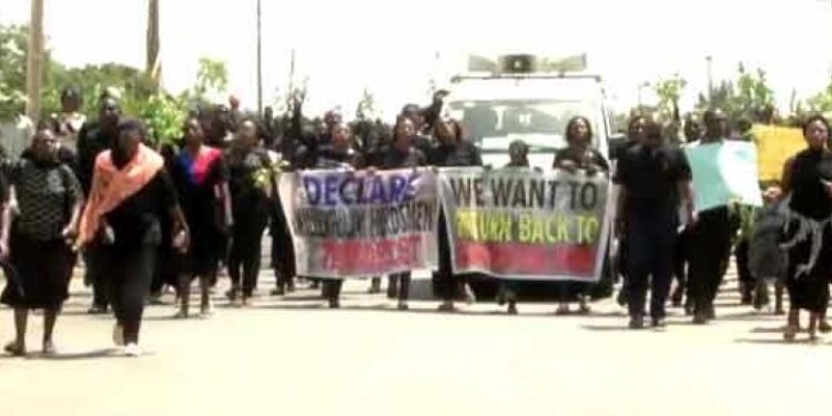 Protest In Mangu, Plateau Over Killing Of ‘100 People Within Two Days’ (Photo)