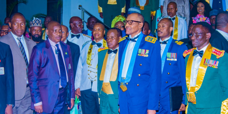 Armed Forces Regimental Dinner In Honour Of President Buhari (Pictures, Videos)