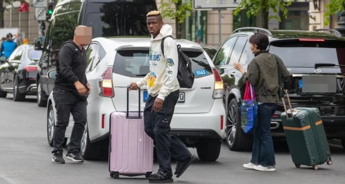 Transfer: Osimhen Spotted In Germany Amidst Bayern Munich Rumours