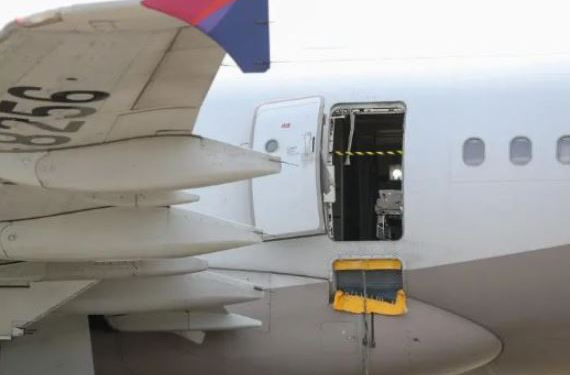 Why I Opened Airplane Door Midair — Asiana Airlines Passenger