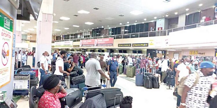 Japa: 128,770 Nigerian Students Move To UK In Seven Years