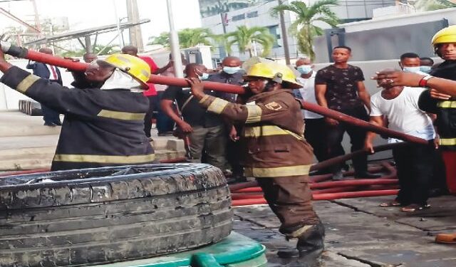 Fire Razes Flats In Rivers, Victims Lament Firefighters’ Absence
