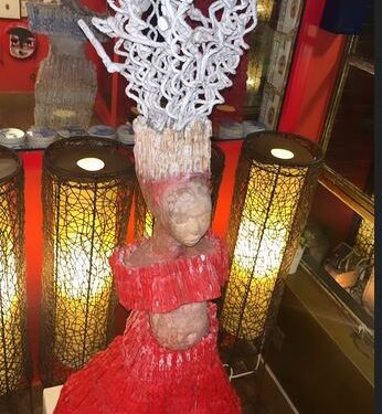 Man Shares Photo Of An ‘Idol-looking’ Item Placed In A Lagos Restaurant For Aesthetics