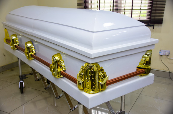 Parents Storm Daughter’s Home With Coffin After She Reportedly Died Only To See Her Alive In Delta