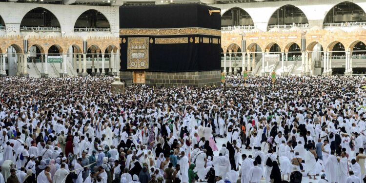 Former Nigerian Hajj Officials In Serious Trouble For Selling 156 Unavailable Seats