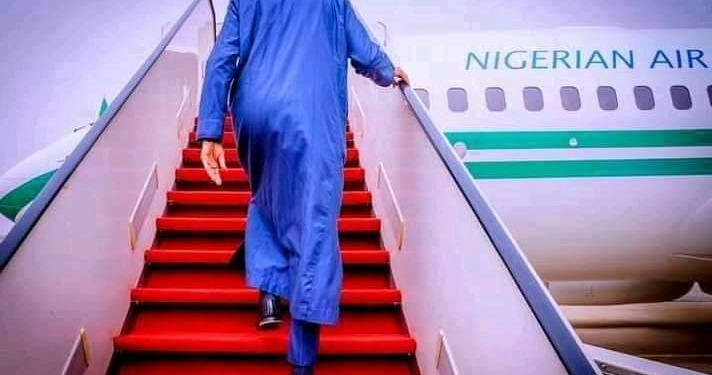 Buhari Departs Daura For Niger Republic (Photos) 