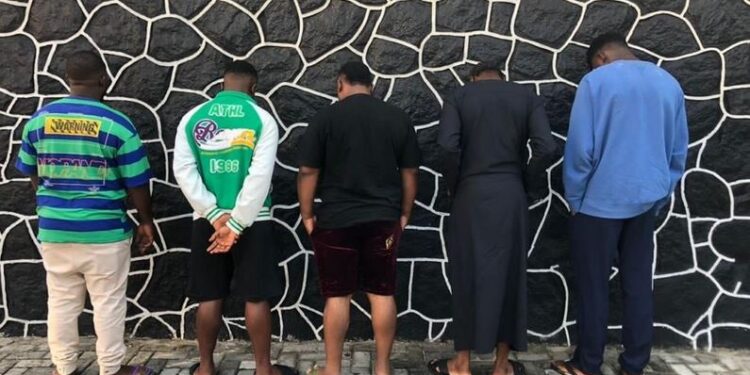 EFCC Arrests Five Suspected Fraudsters In Lagos