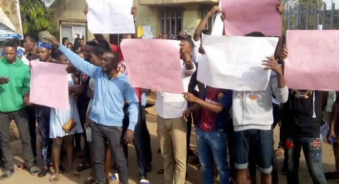 Ondo Poly Lecturers Begin Strike Over Unpaid 13 months Salary