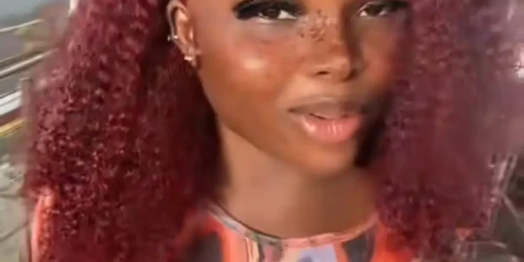 Nigerian man proposes to lady, gifts her a brand new car 6 months after they met
