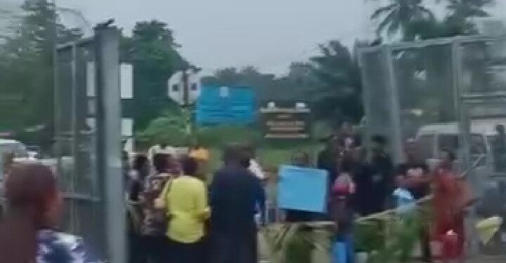 Women Protest, Block PH Airport Gate Over Poor Electricity, Passengers Stranded