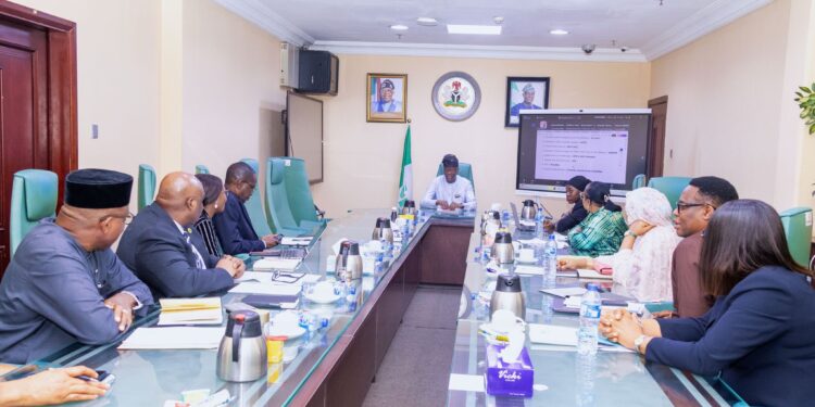 Crude oil sales in Naira will continue – FG