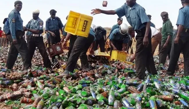 Hisbah destroys 51 cartons of alcohol in Yobe