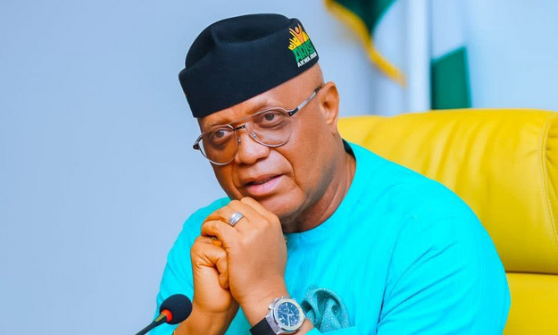 Defect with me or resign – Akwa Ibom state governor, Umo Eno tells his Commissioners as he announces his defection from PDP