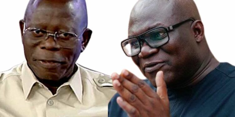 Oshiomhole challenges Abati to ‘street fight’ over repeated on-air criticism